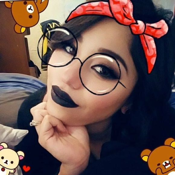 Meet your Posher, Lidia - Picture 1 of 1